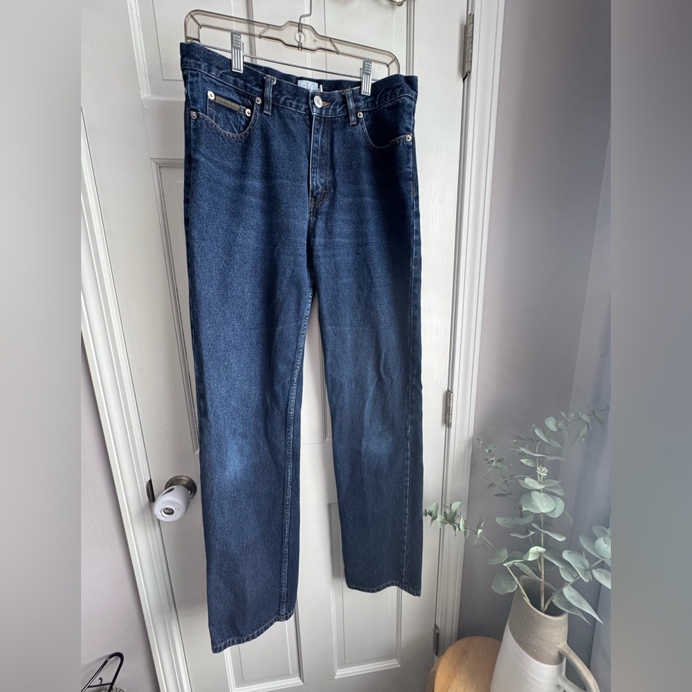 Calvin Klein Jeans Sz 9, Long 33in inseam